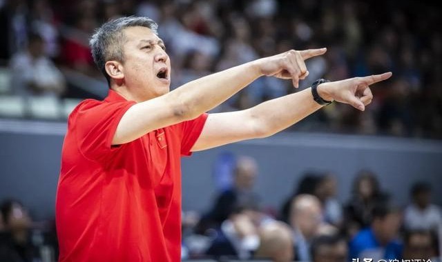 郭士强：赛前强调40分钟的比赛 靠坚强意志品质为国而战信仰赢球