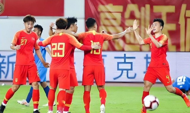 世界杯官方直播平台下载-U23国足刚战平泰国晋级八强，赛后就收到一个好消息，引发热议